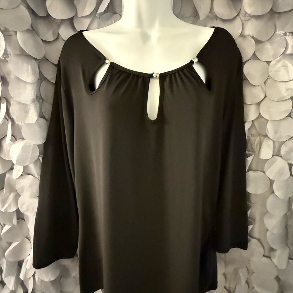 Black Tunic with Cut Out Details and 3/4 Sleeves